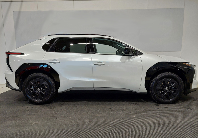 4x WHEELS 18 Winter LEXUS LBX AY10 RX XU10 Nokian 225/55 R18