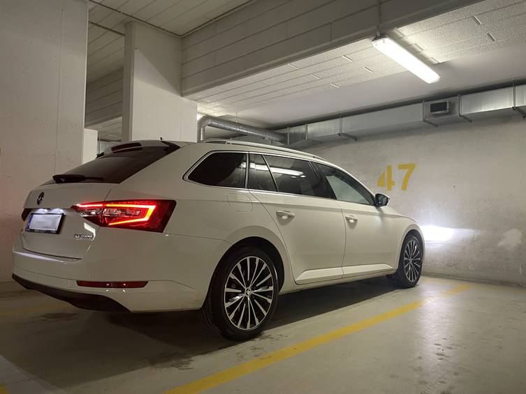 4x RUOTE 18 Invernali SKODA YETI 5L Nokian 225/45 R18